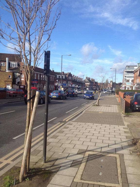 Harrow Bed & Breakfast London Borough of Harrow Exterior foto